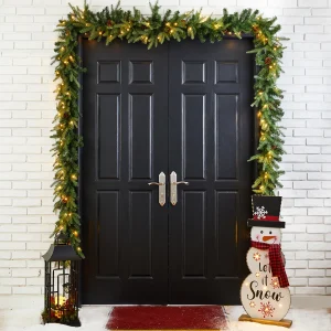 Ernberg 108" Pre-Lit Christmas Garland